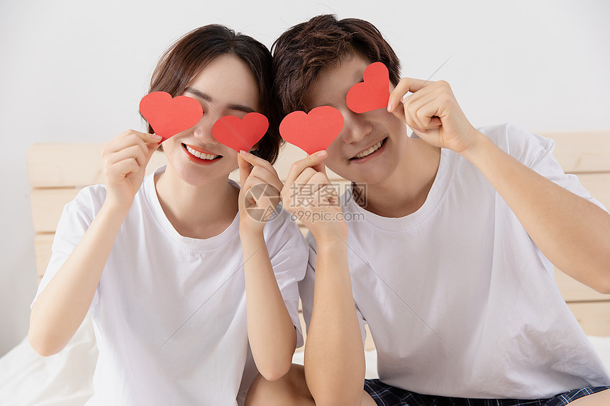 不文明旅游曝光台 丨垃圾箱就在20米外,部分游客在景点乱扔垃圾